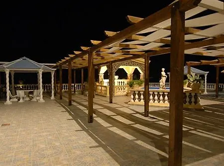 Hotel Diana