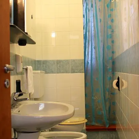 Hotel Diana 2*