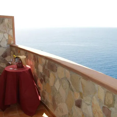 Diana Hotel 2*